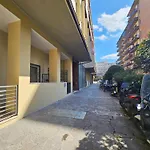 6 Tram Stops To Center - San Donato Apartment