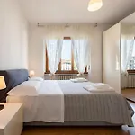 Belfiore2 1 Bedroom Apt By The Railways Station