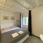 Renai Studio Flat
