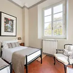 Stunning Central Apartment In Antique Villa XII