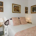 Soderini Apartments By Mmega
