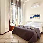 Casa Ugo Porpora 102 In The Historic Center
