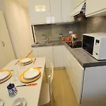 Unyca - Cozy Apartment Near Santa Maria Novella