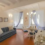 Locazione Turistica Appartamento In Via Maggio