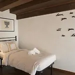 Hemeras Boutique House Servi