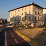 In Florence Apartments