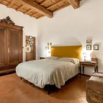 Florence 4 Real Accommodation