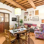 Florence 4 Real Accommodation