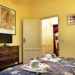 Keys Of Florence - Vigna Nuova 8 A