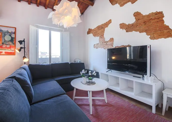 Apartments Florence- Giacomini 4 Bedroom Apartment