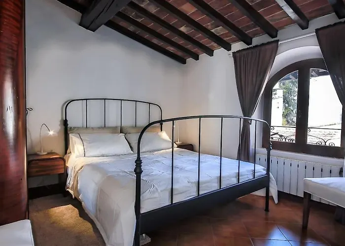 Santa Croce At Your Fingertips. Plus