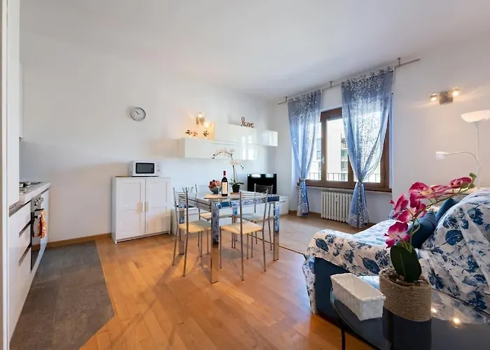 Belfiore2 1 Bedroom Apt By The Railways Station