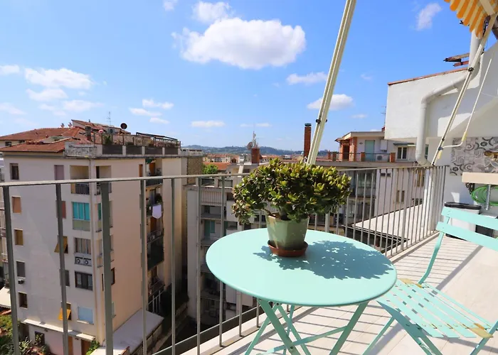 Marconi Apartment