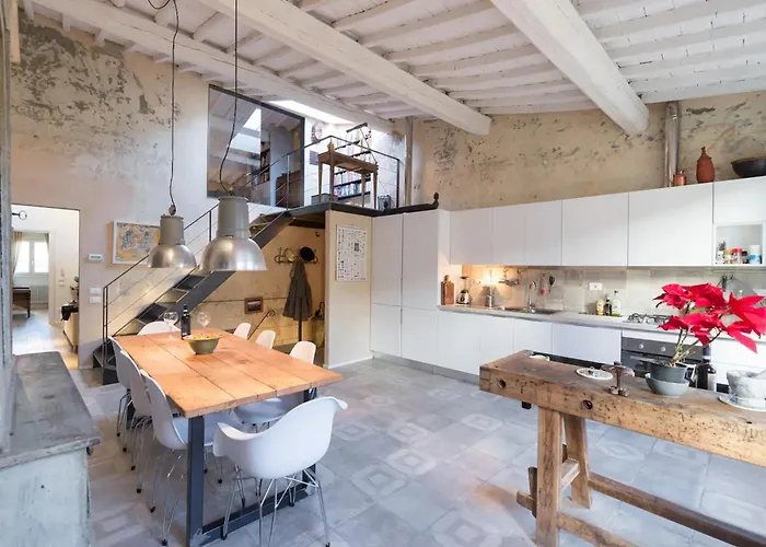 Unique 100 Sqm Design Flat In Oltrarno