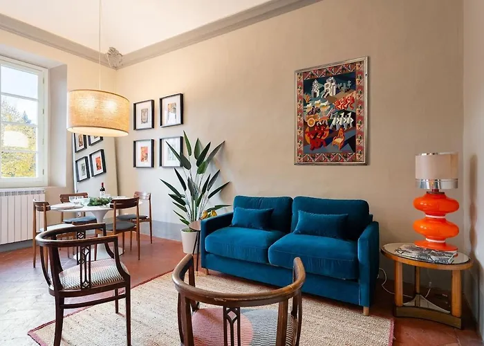 Stunning Central Apartment In Antique Villa XII