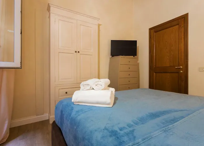 Duomo 2 Bedroom Apartment