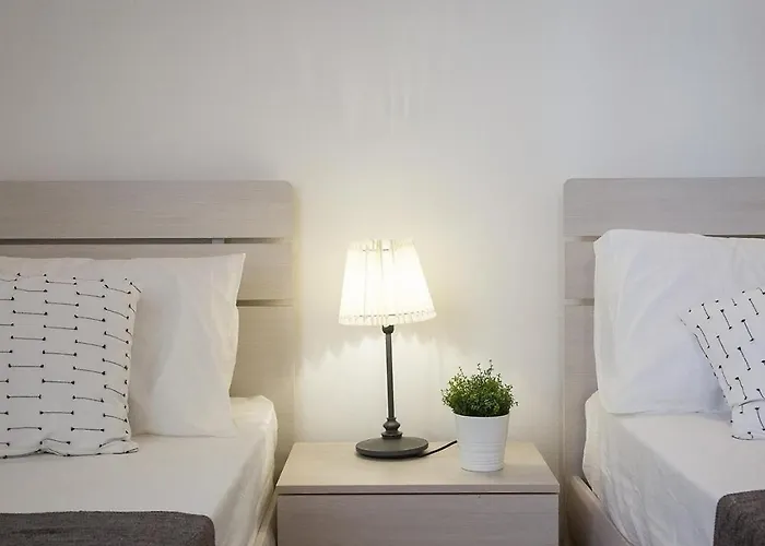 Rental In Rome Rosselli Palace Deluxe 3 Apartment