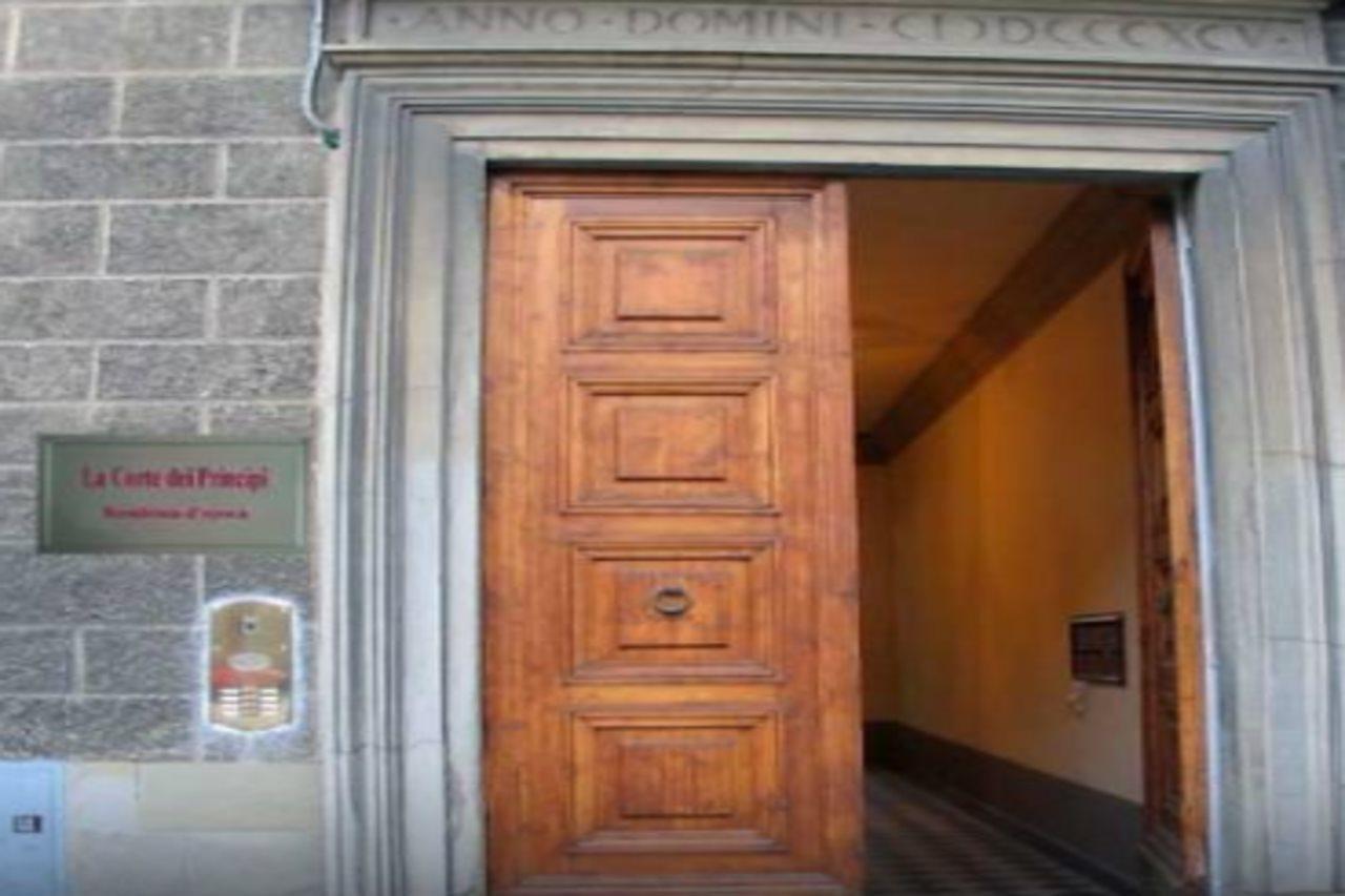 Bed & Breakfast La Corte Dei Principi - Residenza D'epoca Florence