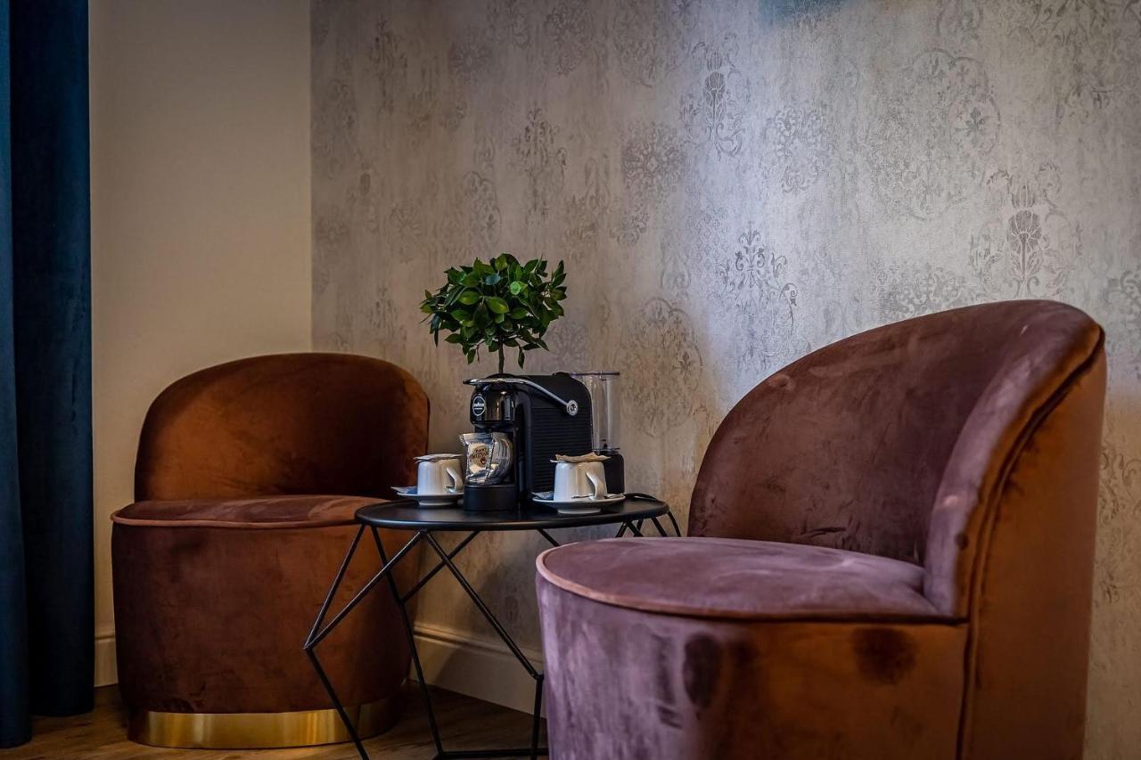 La Torre Del Cestello - Residenza D'epoca Couette-café 3*
