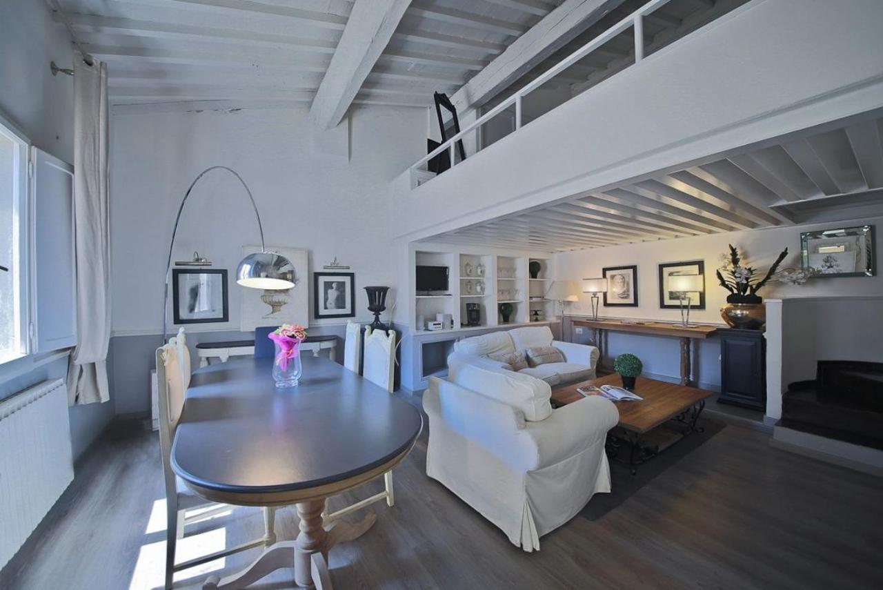 Maggio White Florence