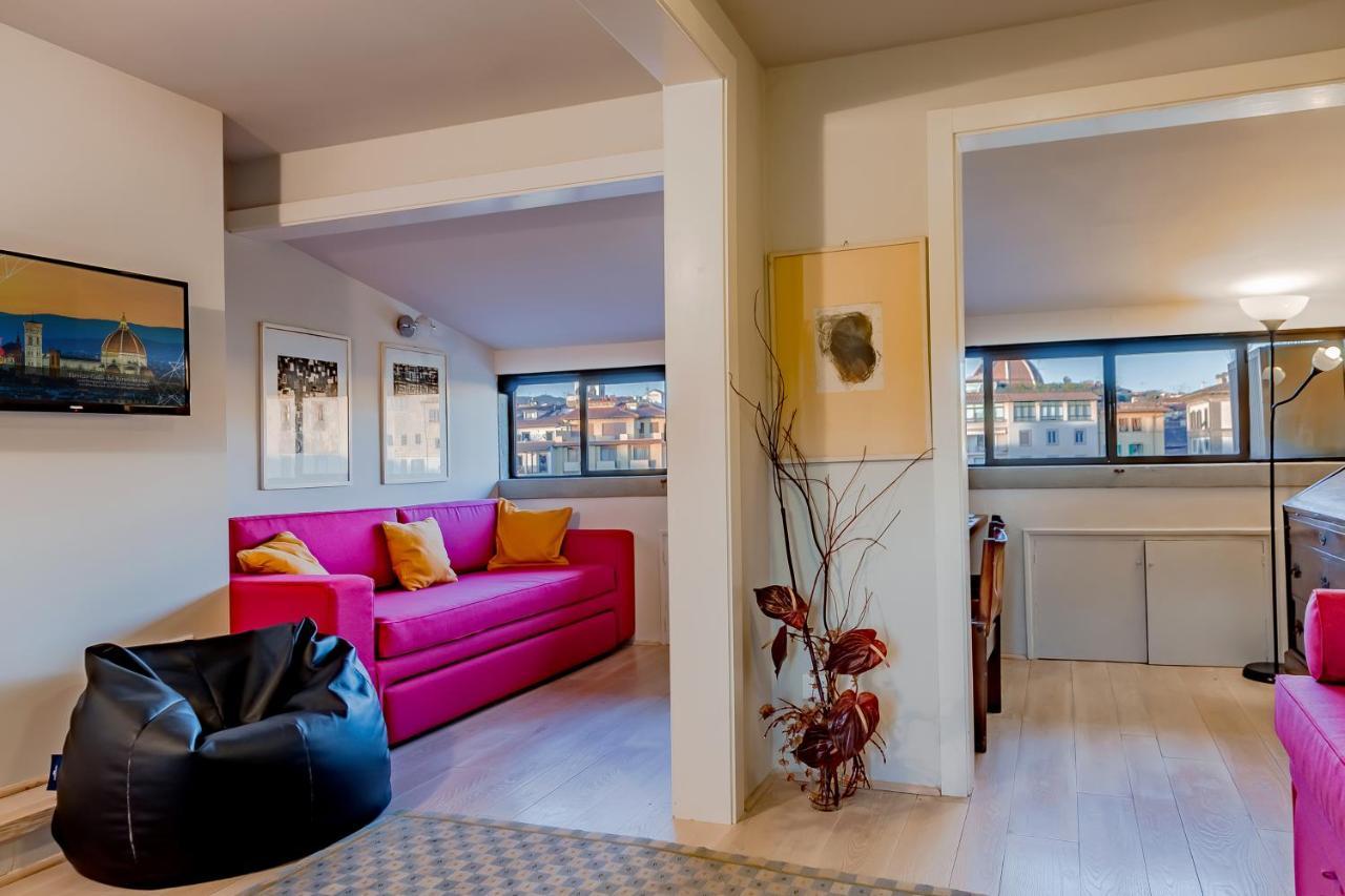 Skyline Apartment *