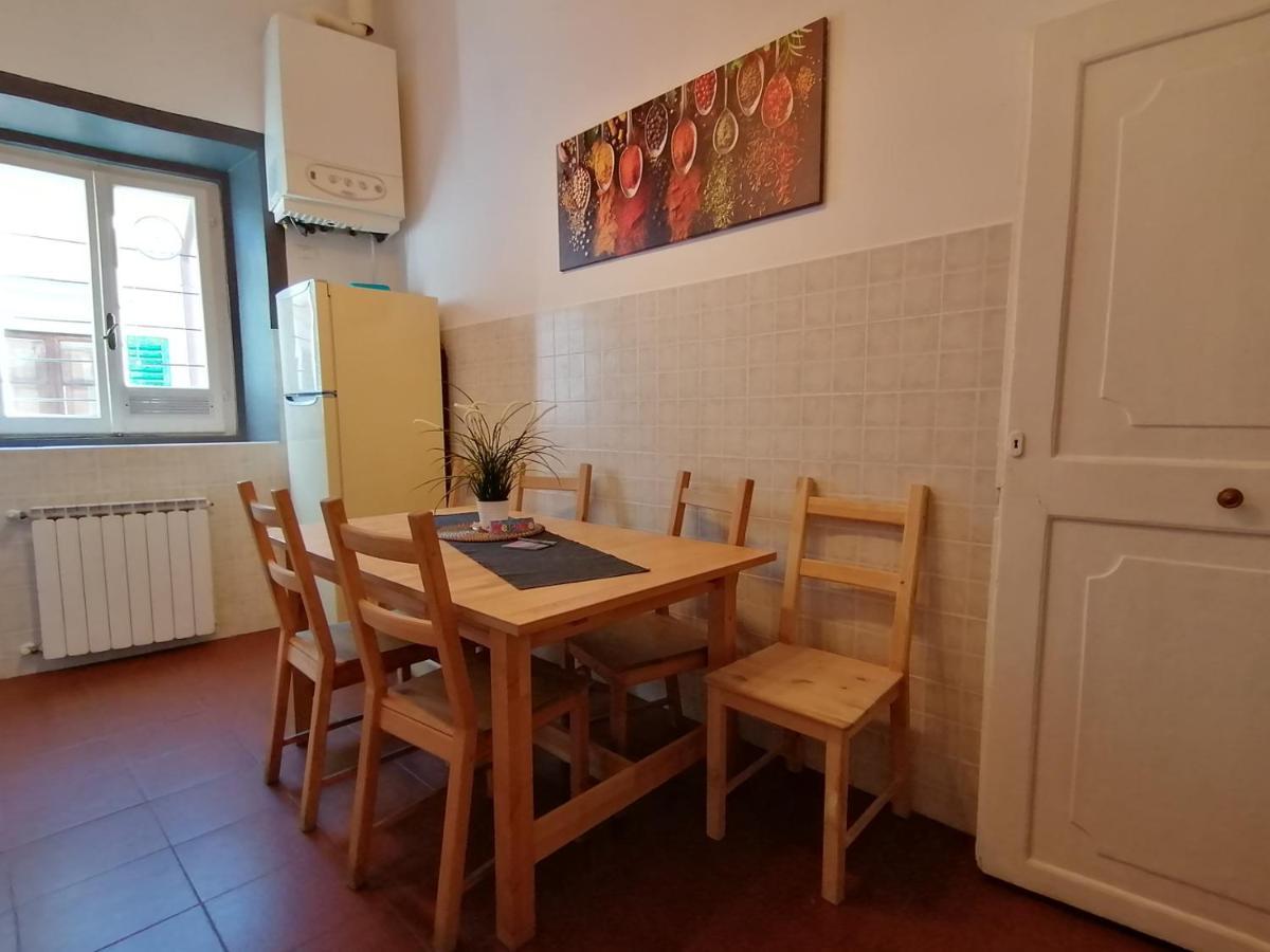 Sant'antonino Apartment