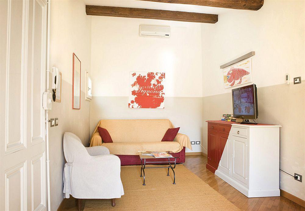 Signoria Apartment