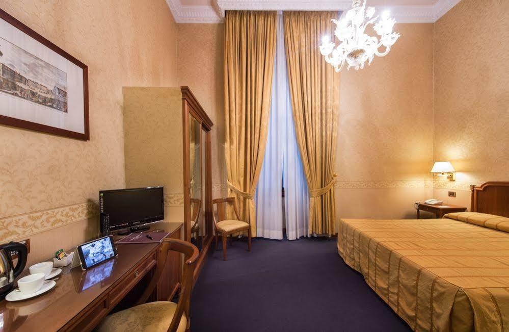 Strozzi Palace 4*