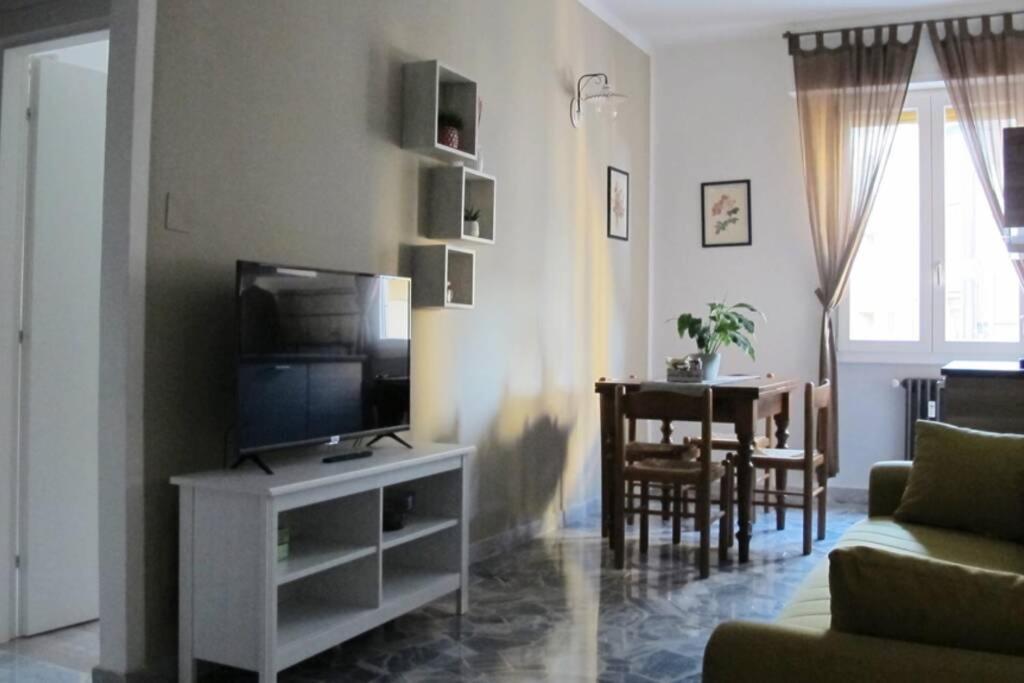 Apartment Nèlla, Free Parking&Luggage Storage Appartement Florence