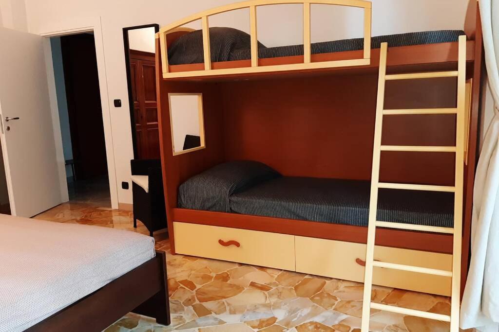 Apartment Nèlla, Free Parking&Luggage Storage Appartement *