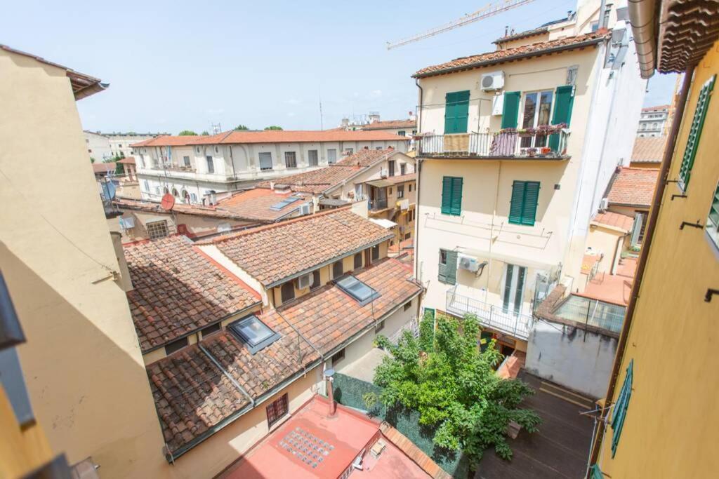Cozy In San Frediano Appartement