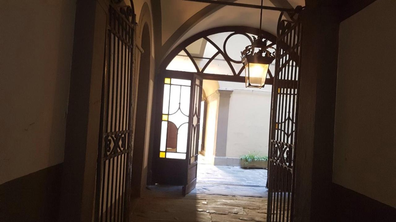 Cynthia's Garden - With Private Garden In Santa Croce