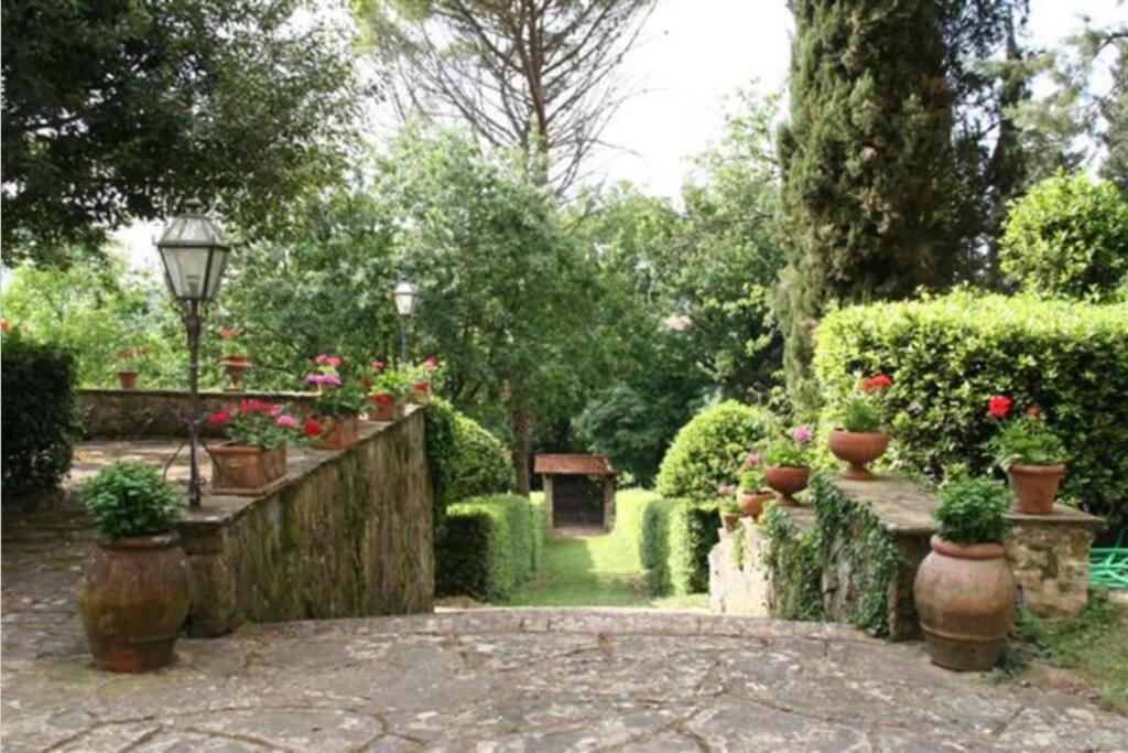 Casa La Torre Un Castello Alle Porte Di Apartment Florence