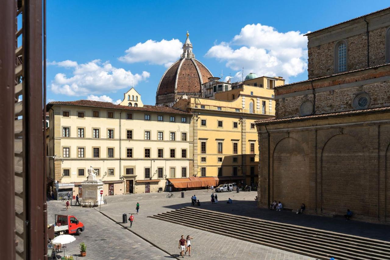 - Piazza San Lorenzo Apartment