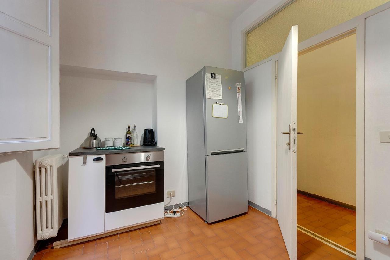 Servi 34 * Florence