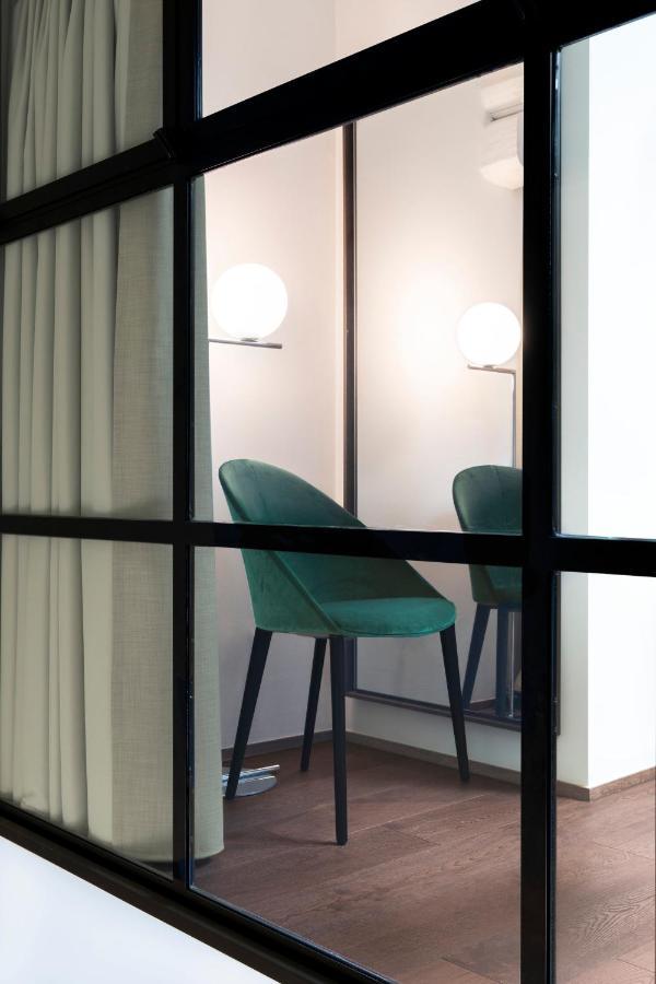 Cavour Deluxe By Mmega * Florence