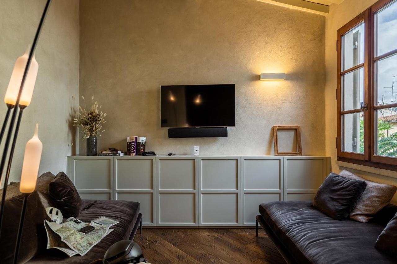 Apartment Oltrarno 1881