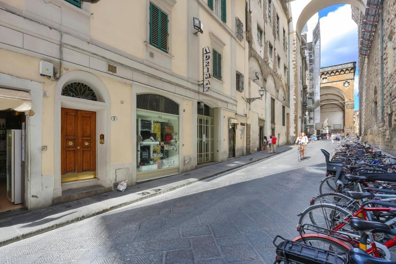 Lullaby Near Palazzo Vecchio And Piazza Signoria -hosted By Sweetstay Appartement *