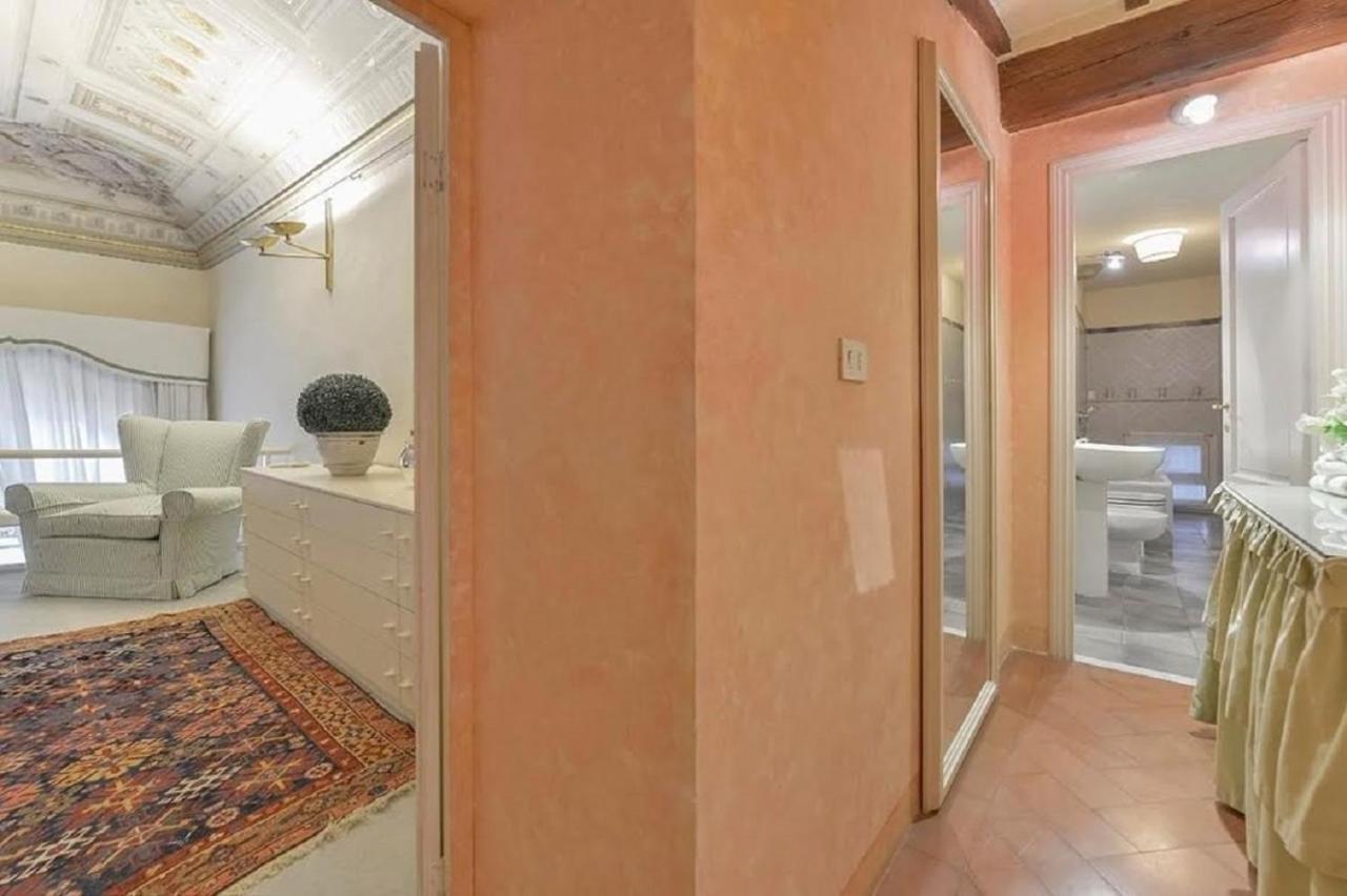 Maggio Palace By Vacavilla Apartment