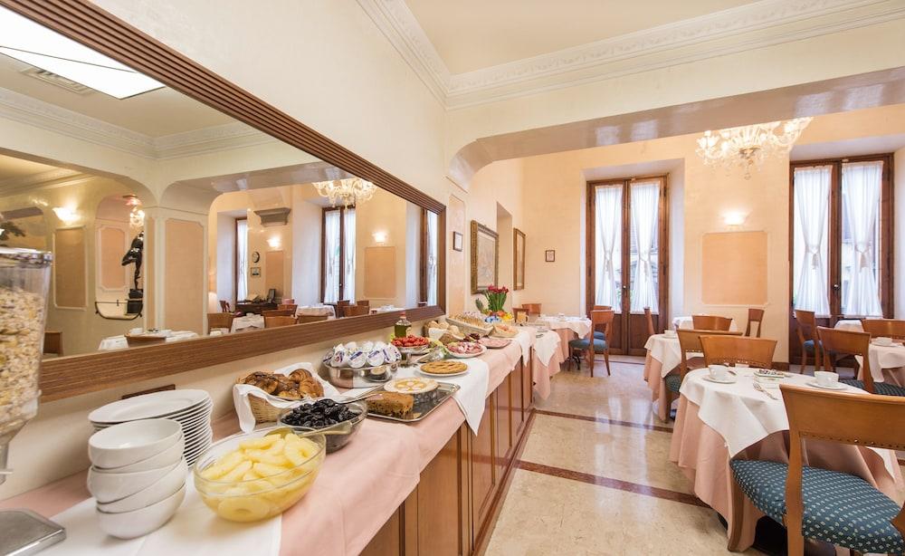 Strozzi Palace 4*