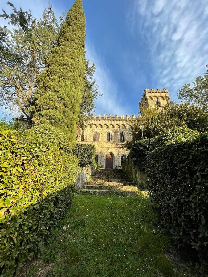 Apartment Casa La Torre Un Castello Alle Porte Di Florence