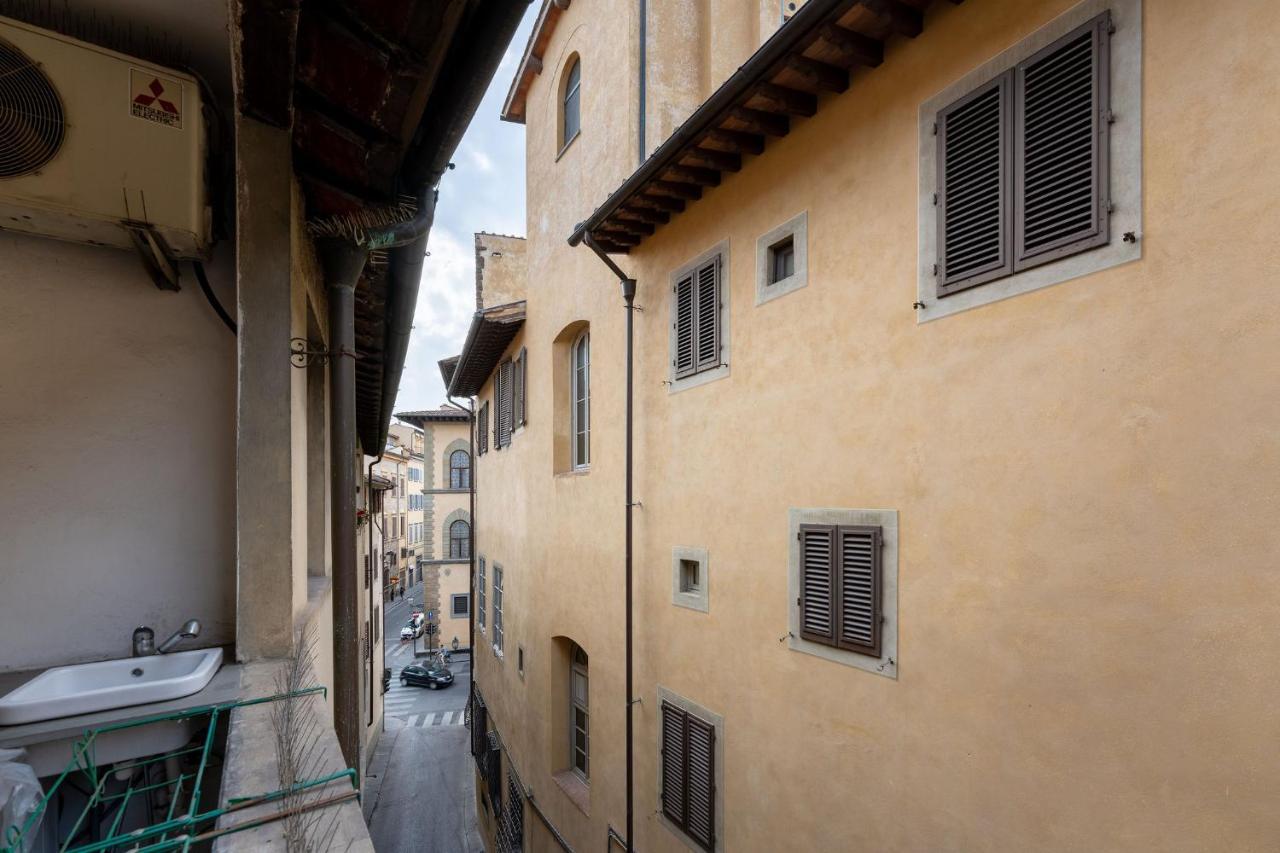 Neri 1 Apartment
