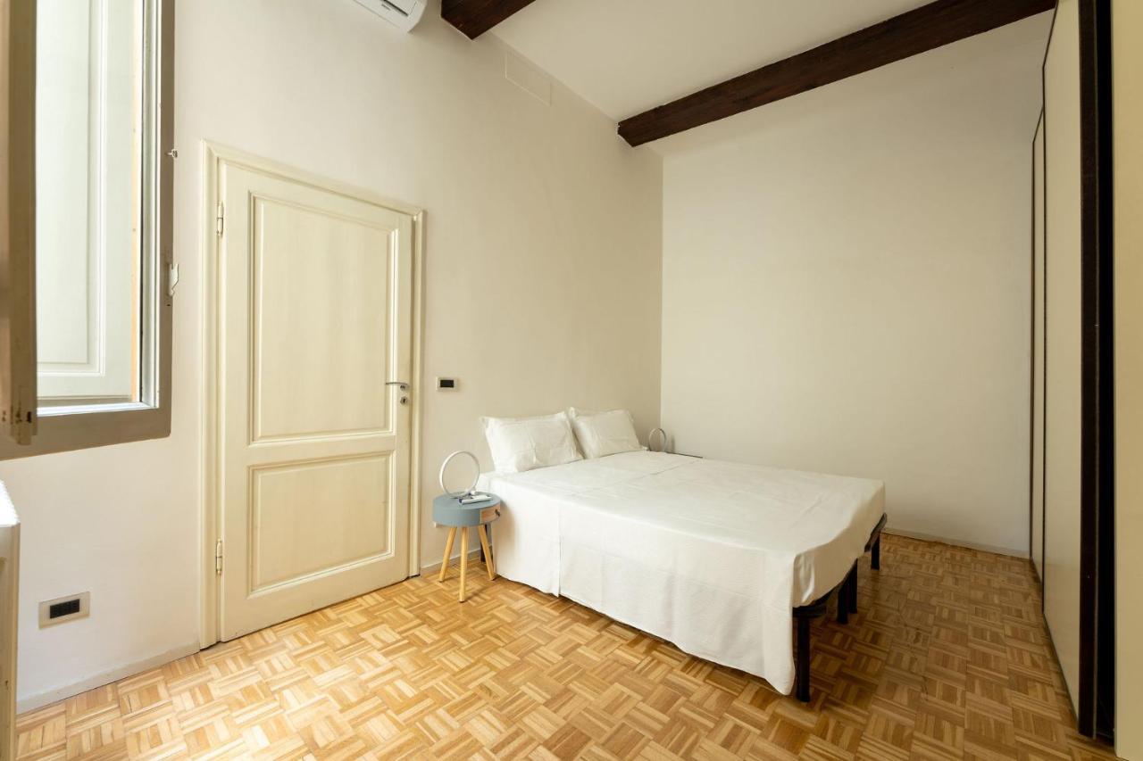 Neri 1 * Florence