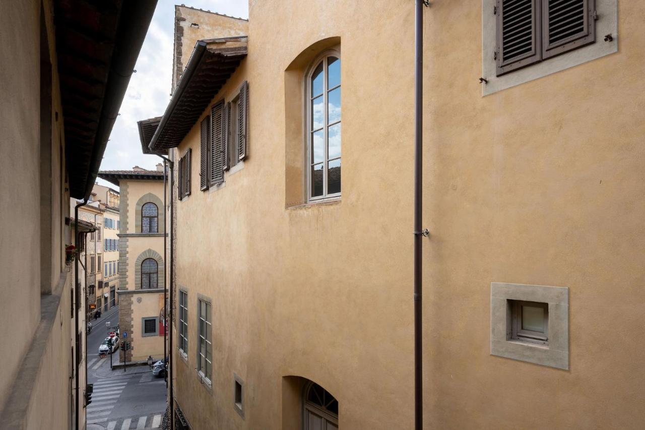 Neri 1 * Florence