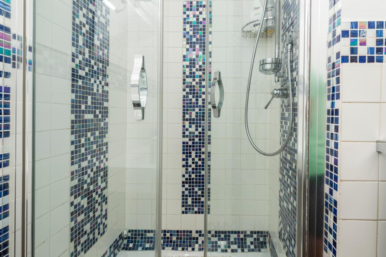 A Design Lover Flat In Appartement Florence