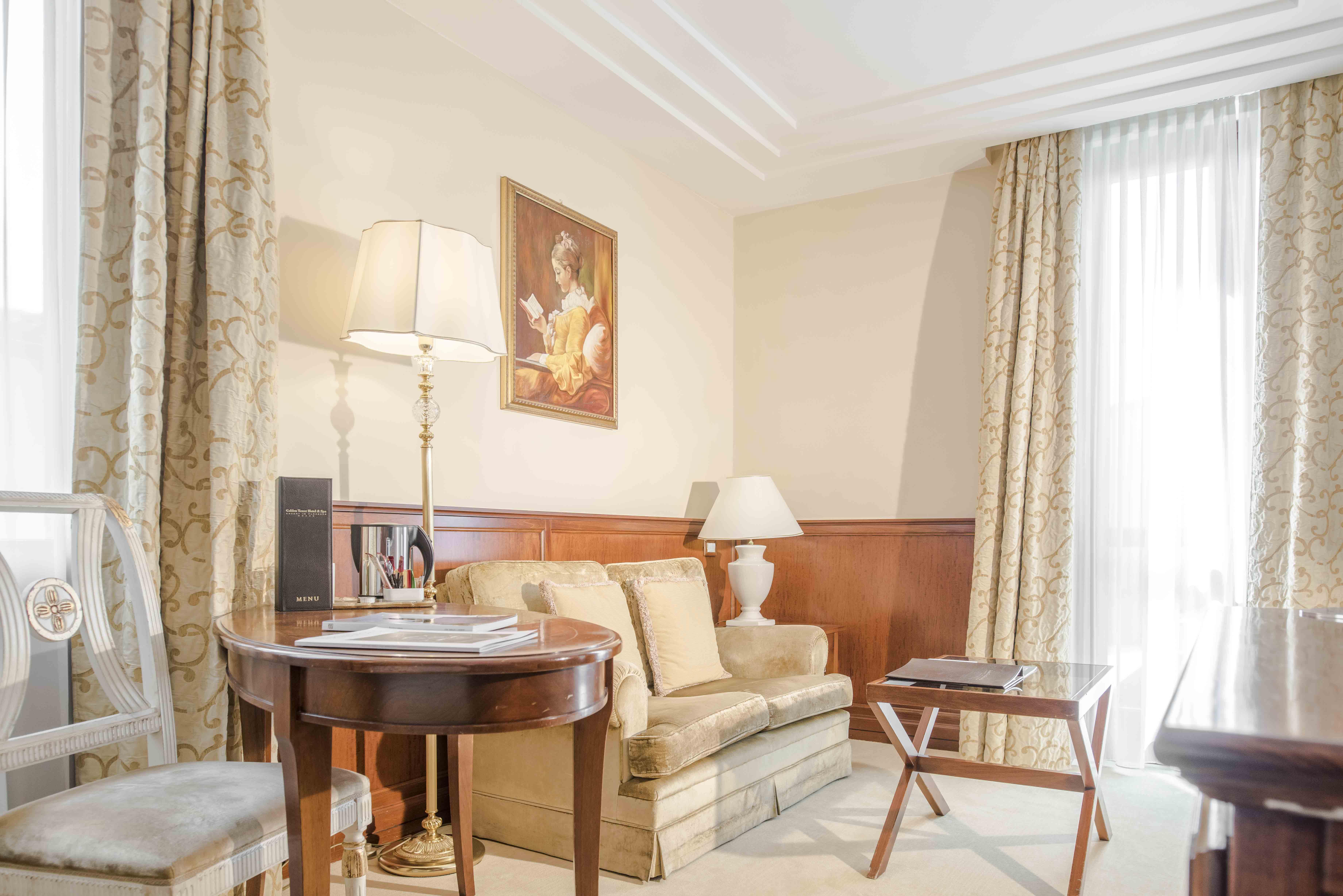 Golden Tower & Hotel 5*