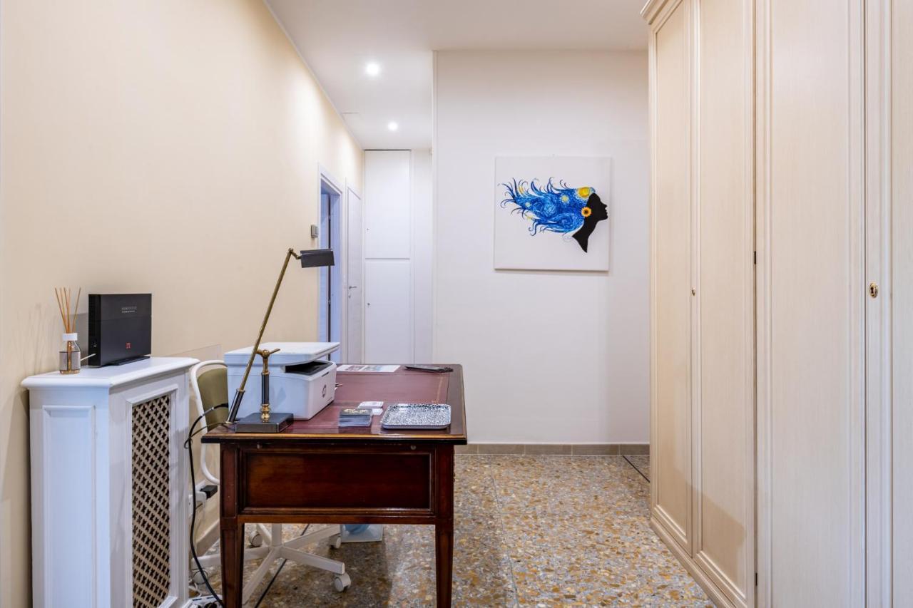 Apartment Tozzetti Florence