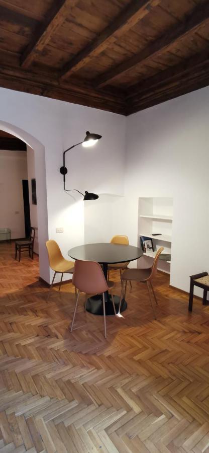 Enchanting With Patio, Lungarno Appartement