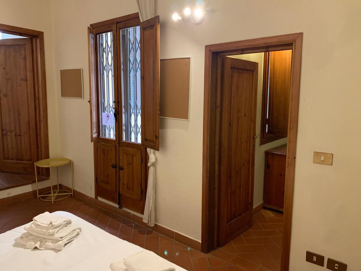 Istay - Sdrucciolo Dei Pitti - Four * Florence