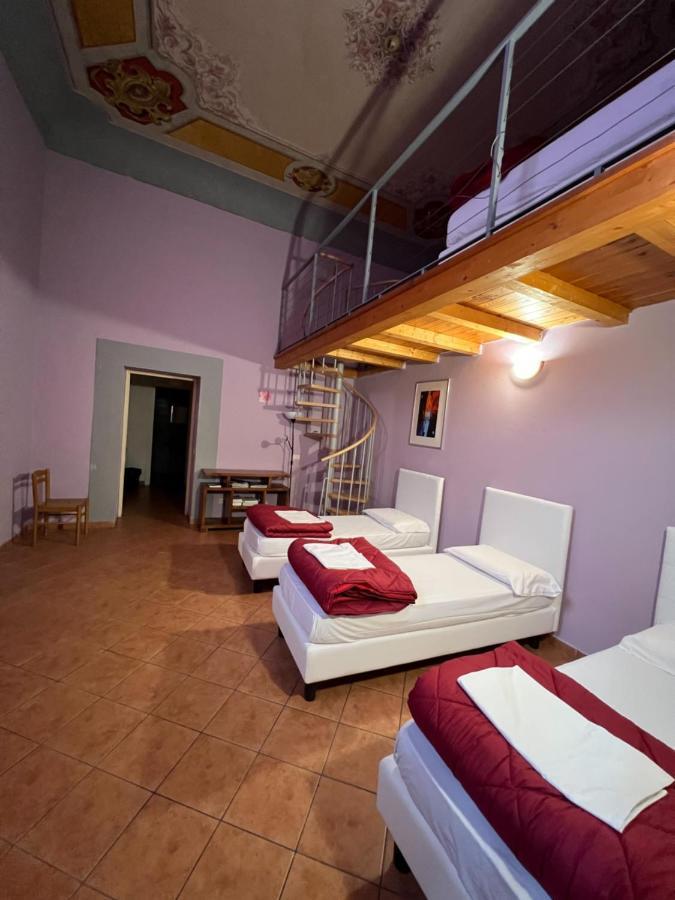 Auberge de jeunesse Emerald Palace *